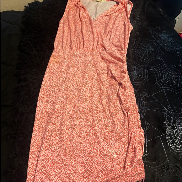 Red Patterned Sleeveless Dress - Picture 1 of 2